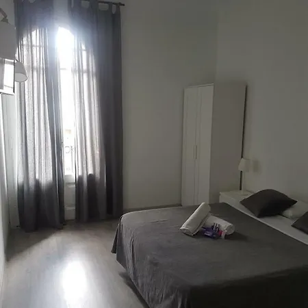 玛汀瓦尔旅馆 2*