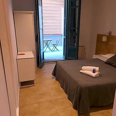 هوستال مارتنفال بيت ضيافة